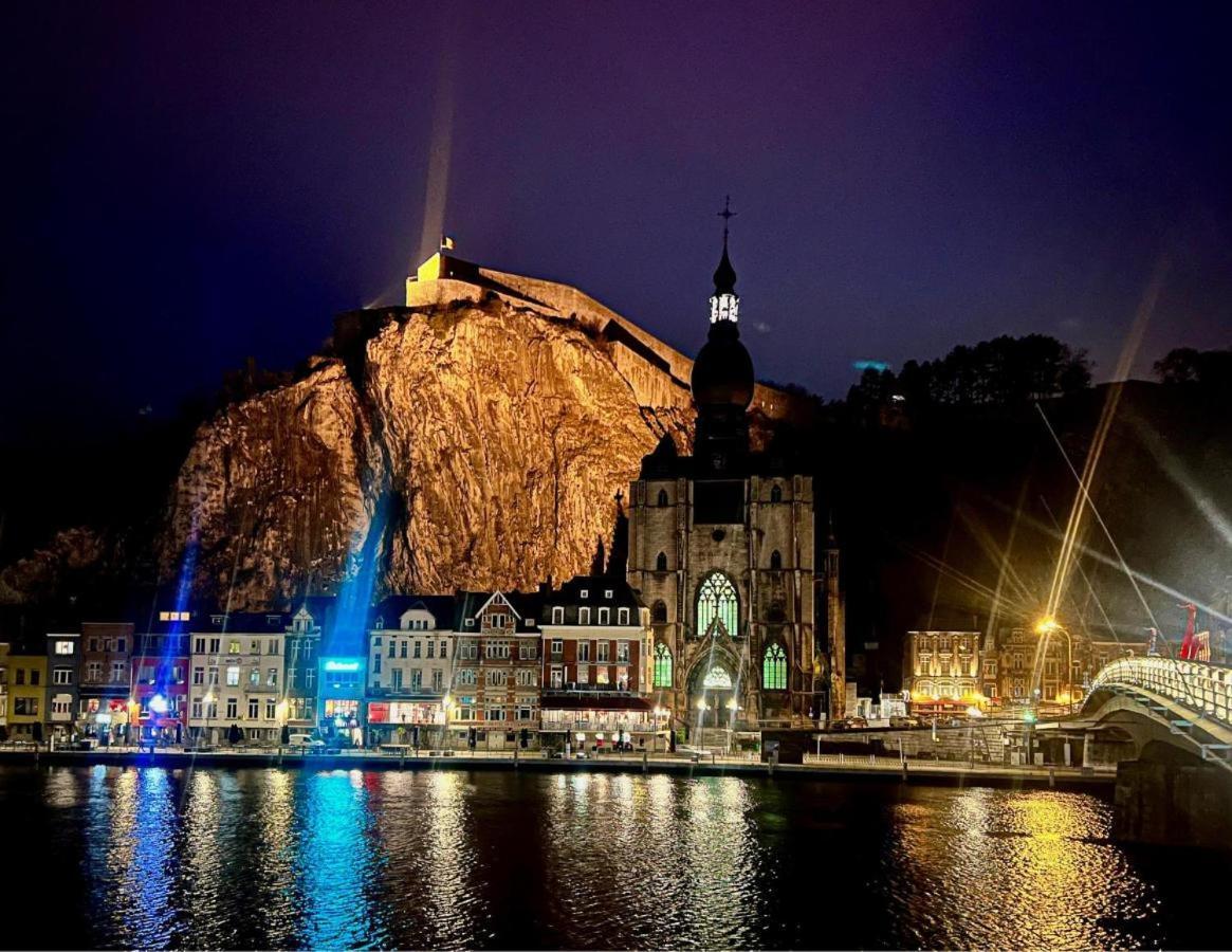 Отель Au Pied De L'Abbaye De Leffe Динан Экстерьер фото